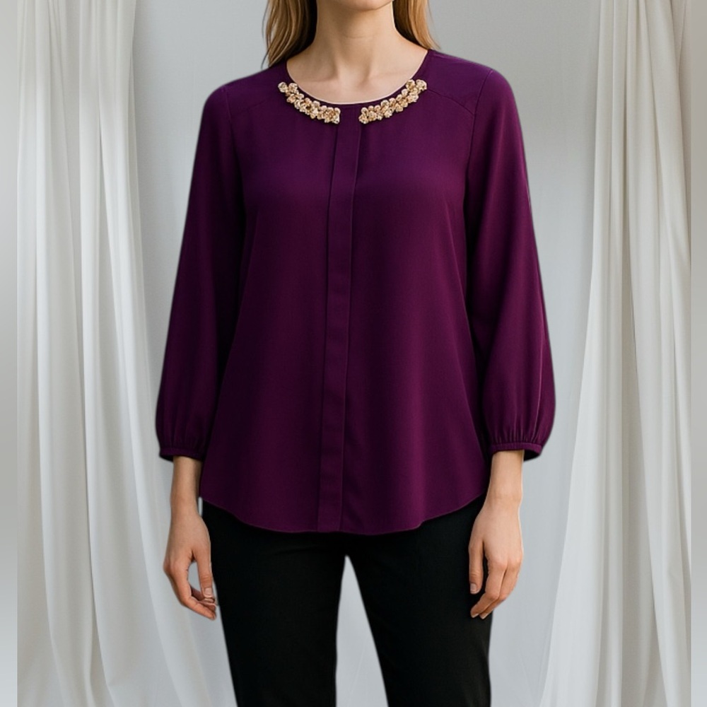 Purple blouse size Medium, rhinestones collar, NWT